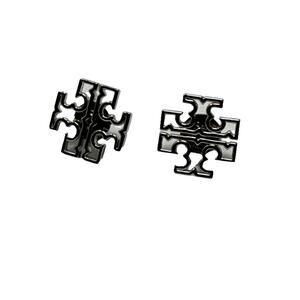 TORY BURCH BRITTEN MINI ‘T’ LOGO EARRINGS SILVER